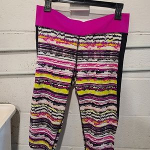 Nike Crop Yoga/Running Pants